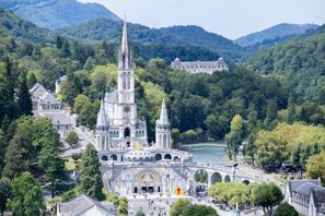 Araba kiralama Lourdes, Fransa
