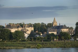 Araba kiralama Meung Sur Loire, Fransa